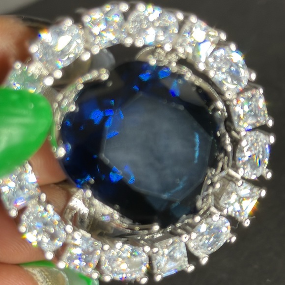 Smithsonian Institute Blue Hope Diamond Replica BROOCH - Picture 12 of 13